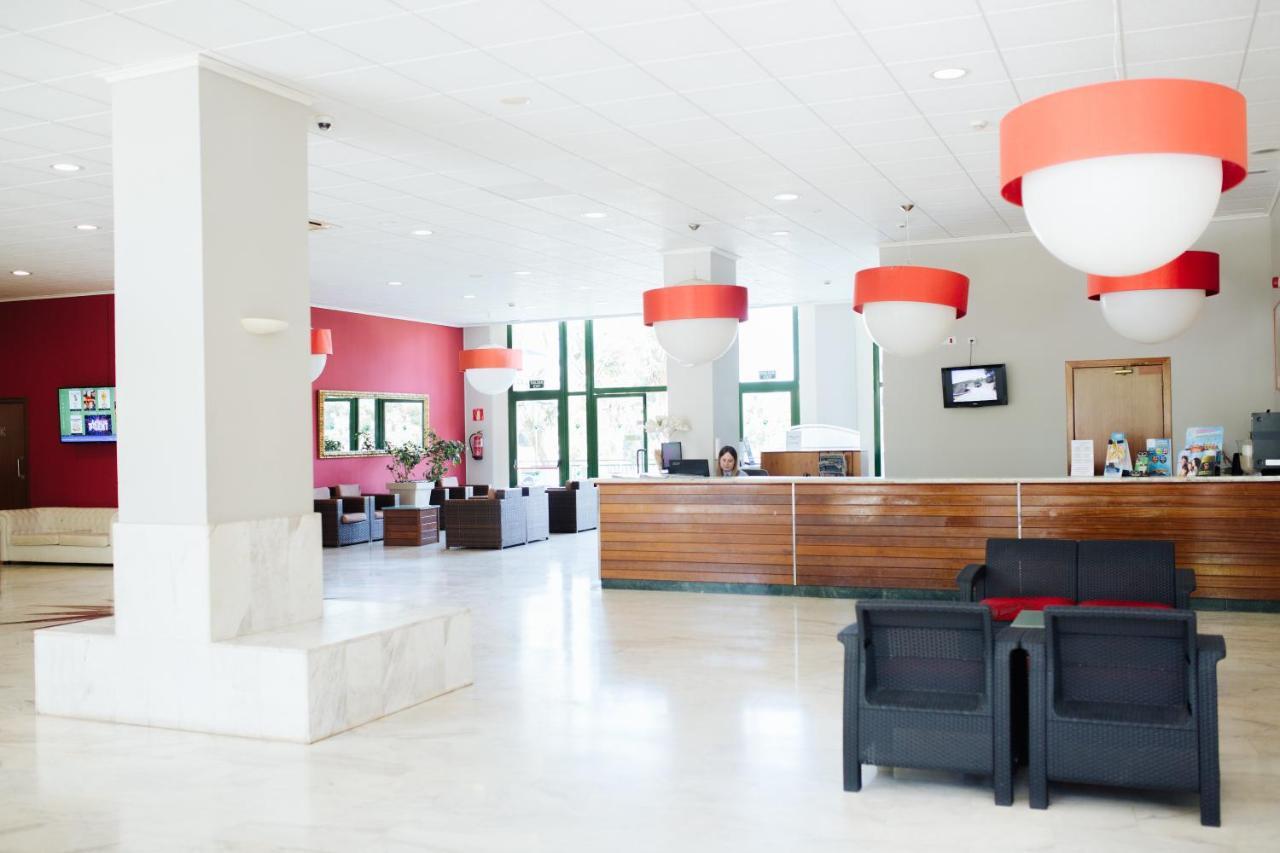 Festival Village Apartments Salou Esterno foto