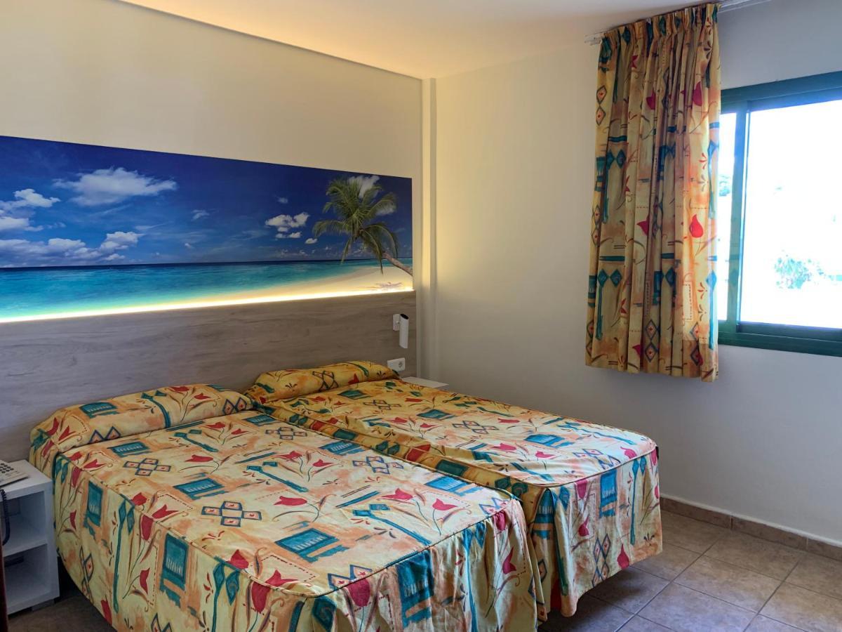 Festival Village Apartments Salou Esterno foto